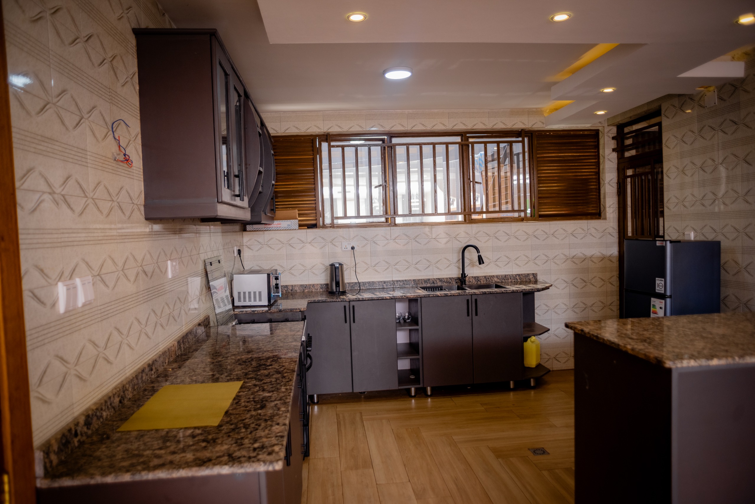 Dining and Kitchen Access